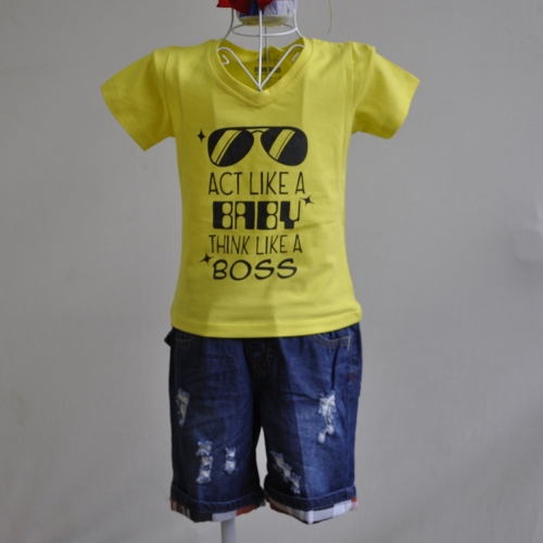 KST512 - Kidset áo thun cổ tim màu xanh lá in chữ Act like a baby think like a boss và quần jean short lưng bo