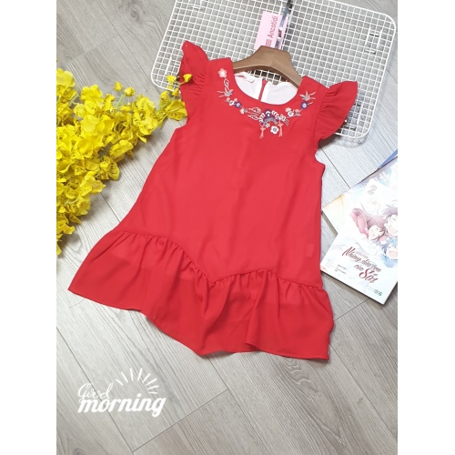 DG190601 - Đầm thời trang thêu cổ